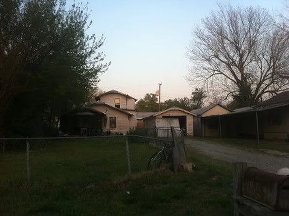 213 S Lincoln St, Ponca City, OK 74601