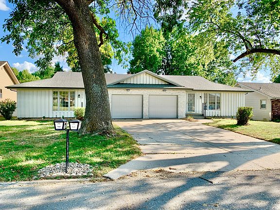 5th image of 1418 E Camino Alto St