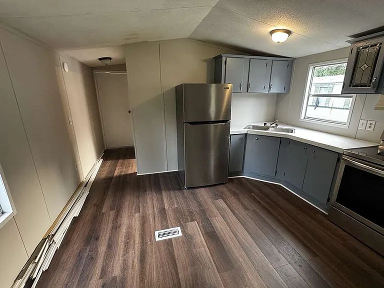 4901 Madison Dr — Photo 6