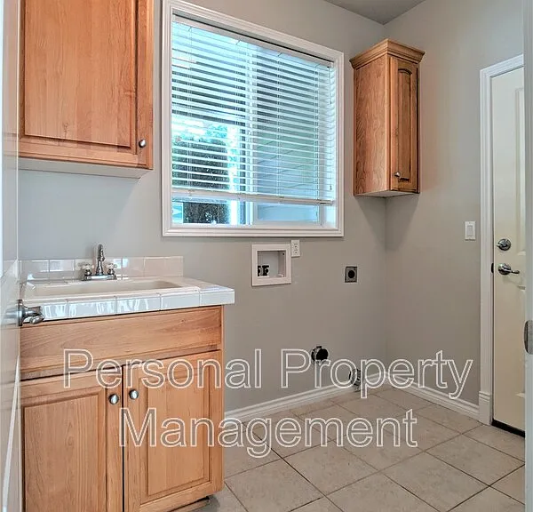 17409 NE 32nd St — Photo 23