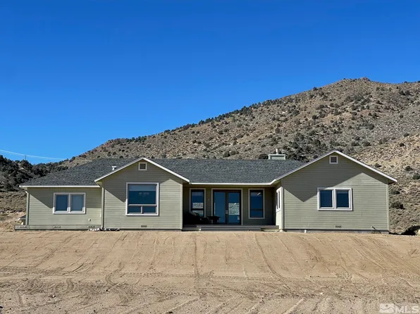 15 Davis Ln, Wellington, NV 89444