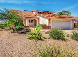 2020 E Gelding Dr, Phoenix, AZ 85022