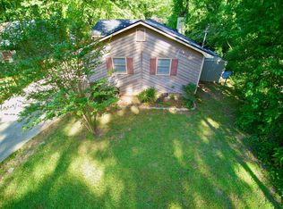 253 Edgewater Dr, Macon, GA 31220