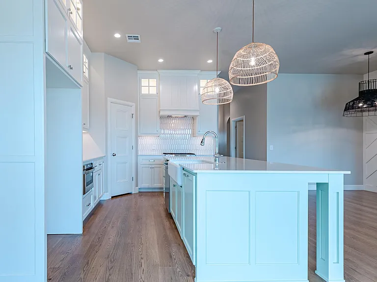 1809 Plaza District Dr — Photo 20