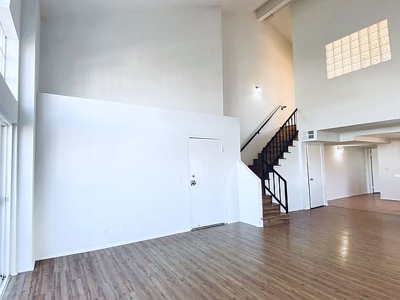 3rd image of 5308 Denny Ave #6106