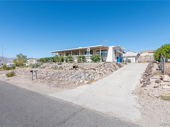 2nd image of 1646 Sierra Vista Dr