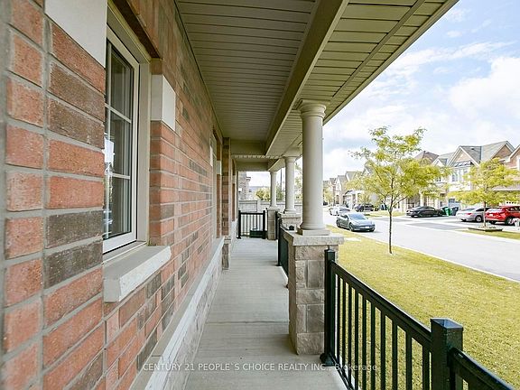 5th image of 61 George Gray Dr