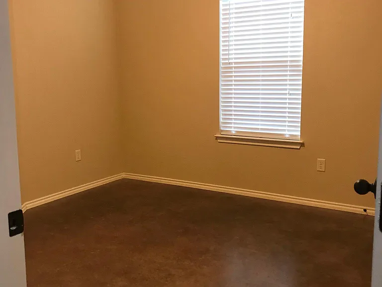 2558 Pahmeyer Rd — Photo 14