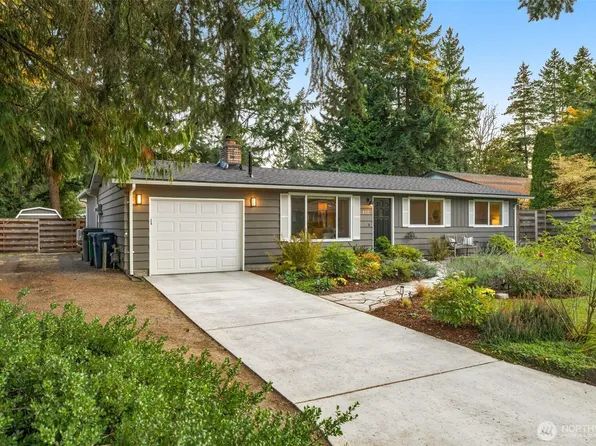 8717 NE 137th Place, Kirkland, WA 98034