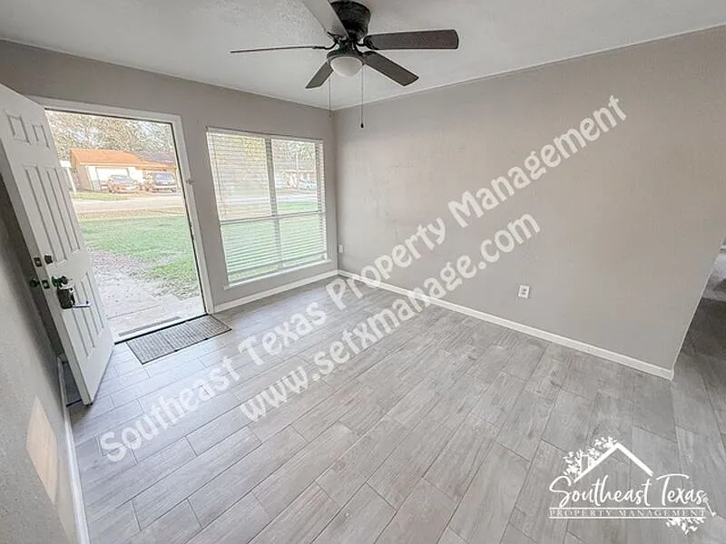 3 bed, 1.0 bath, 1092 sqft, $1,650 — Photo 4