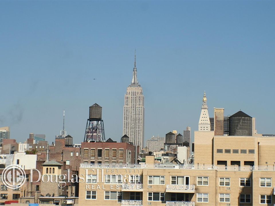 2nd image of 11 Waverly Pl APT 10J