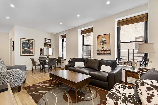 1st image of 104 W 70th St APT 4C