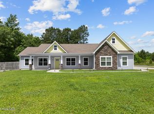 105 Nautical Wave Rd, Hubert, NC 28539