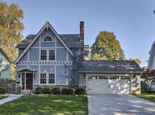 22 W 68th Ter, Kansas City, MO 64113