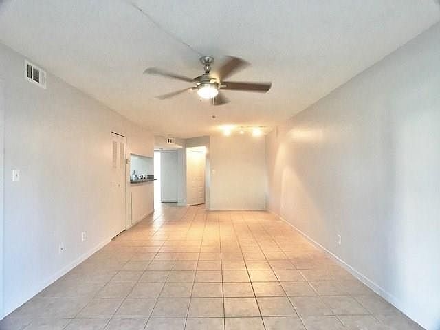 2nd image of 1162 Coral Club Dr #1162