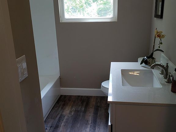 4th image of 3109 Greggwood Dr
