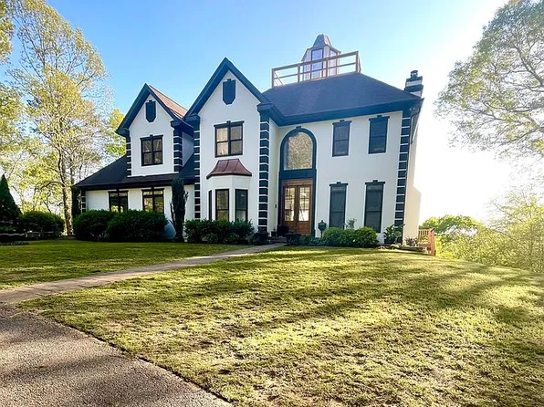 1761 Valley View Rd, Covington, GA 30016