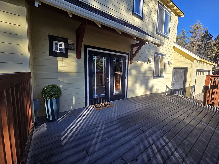 Patio deck (prior to repaint)