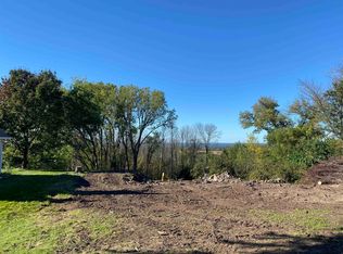 2901 Bay Settlement Rd, Green Bay, WI 54311