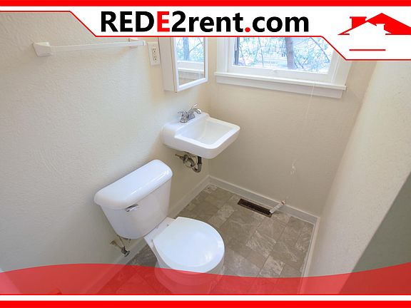 4th image of 620 Chestnut St APT 3