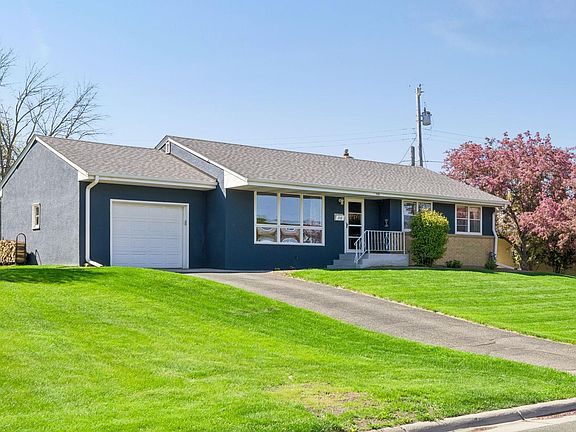 2nd image of 216 Reid Ln