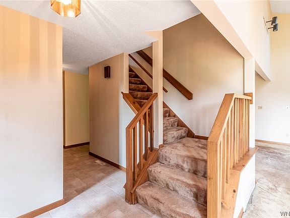 4th image of 1020 Campbell Blvd