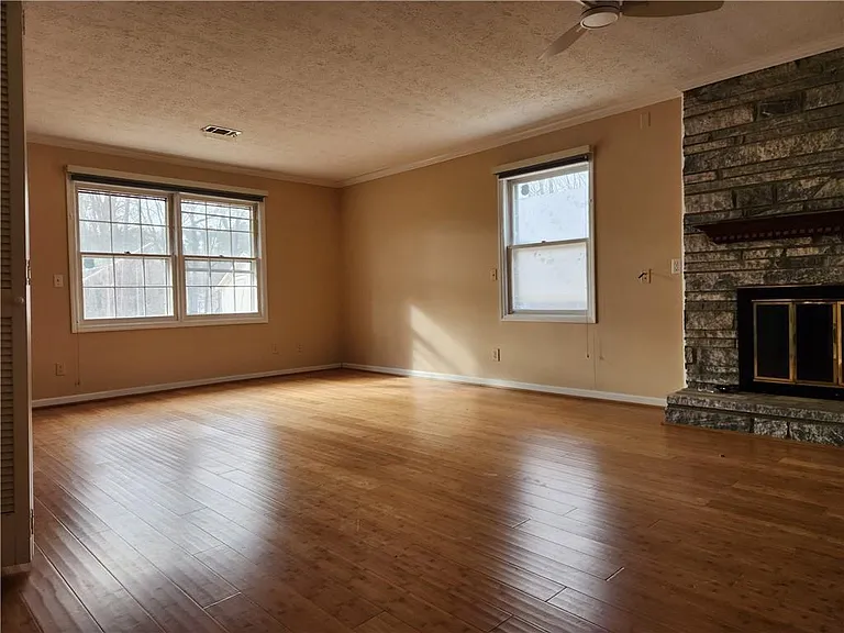 Master Bedroom 4