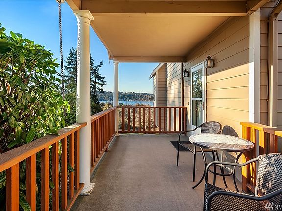 4th image of 4015 120th Ave SE
