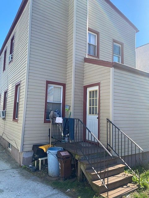 2nd image of 13744 234th St