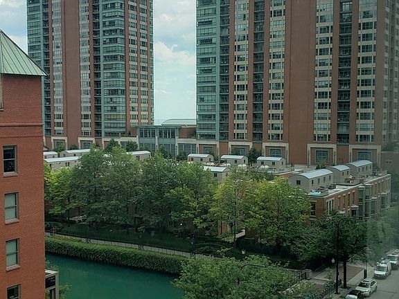 3rd image of 480 N McClurg Ct APT 902
