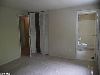 2nd image of 147 Rosegill Rd