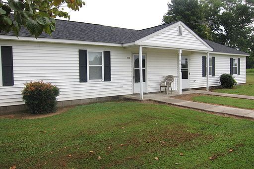 1st image of 426 Kellys Ln