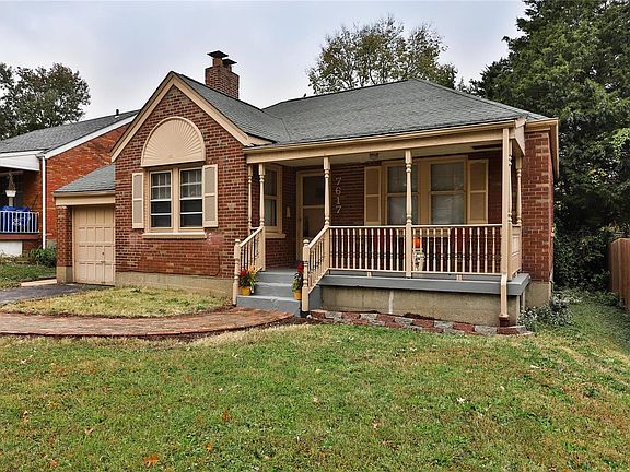 3rd image of 7617 Hawthorne Pl