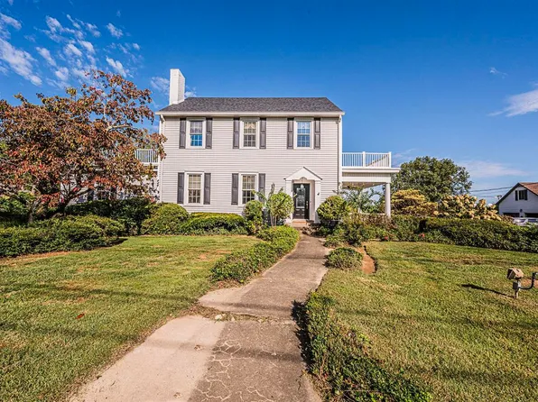 319 E Main Cross St, Greenville, KY 42345