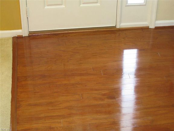 3rd image of 346 Canaan Cir