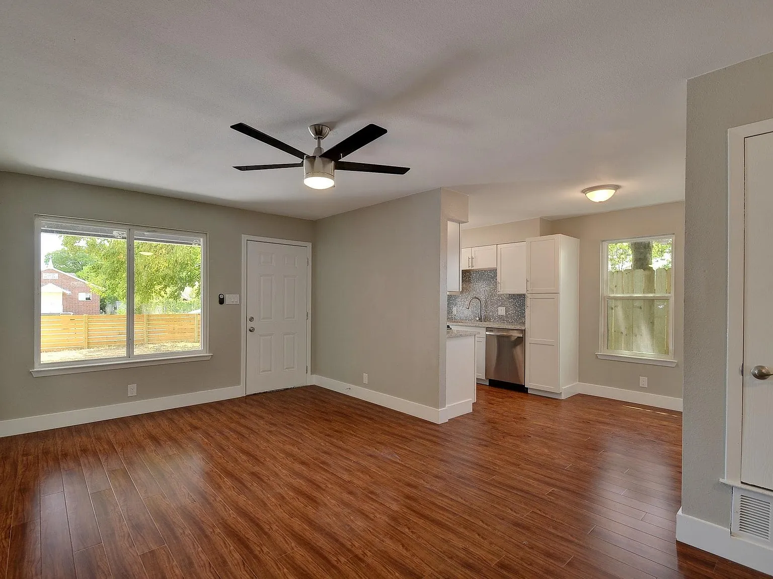 7608 Bethune Ave — Photo 2