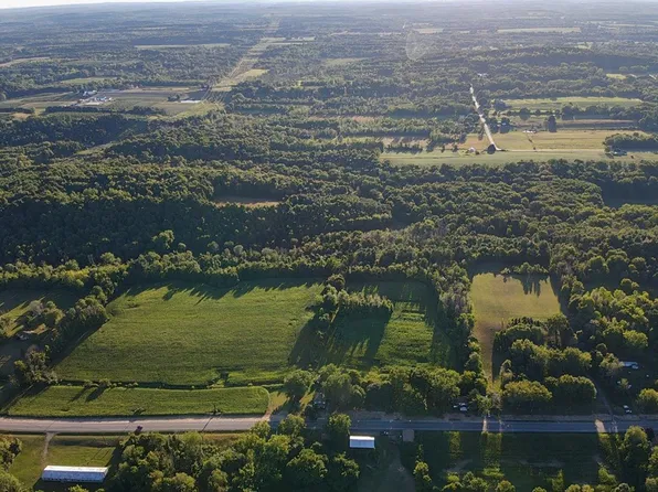 3693 State Route 88 N, Newark, NY 14513