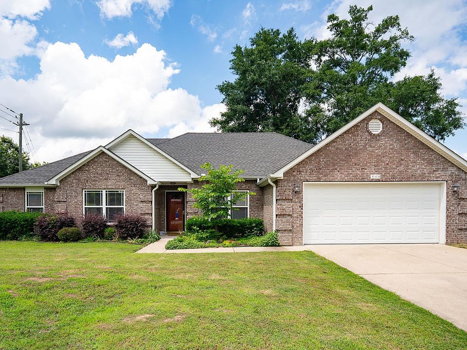 1st image of 115 Earnhardt Cir