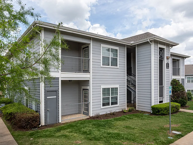 Stoneleigh Centerton Apartments — Photo 15