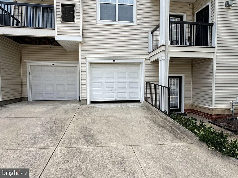 11353 Aristotle Dr #8-305 — Photo 2