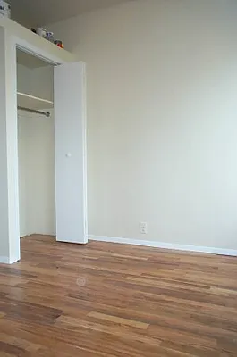 Rented by Tower Brokerage | media 42