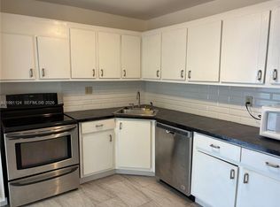 2750 NE 183rd St APT 1912, Aventura, FL 33160
