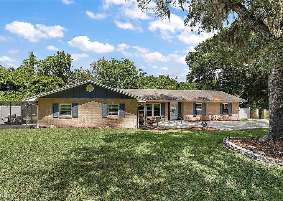 1st image of 1147 N Magnolia Cir