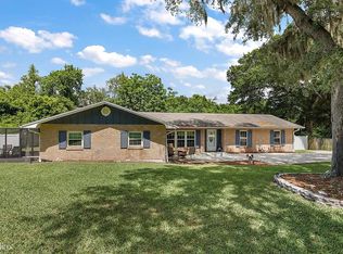 1147 N Magnolia Cir, Eustis, FL 32726