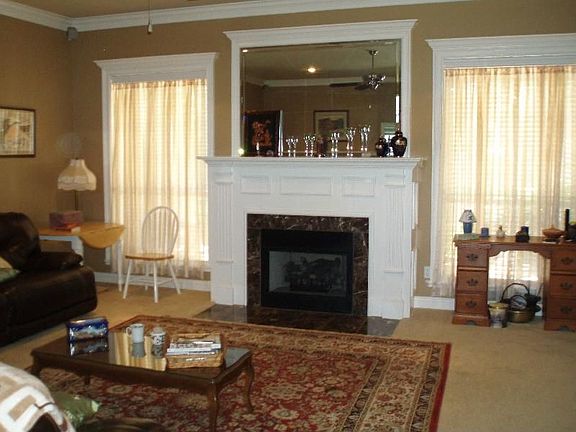 2nd image of 2908 Landon Ln