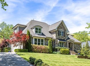 6013 Valencia Ct, Raleigh, NC 27614