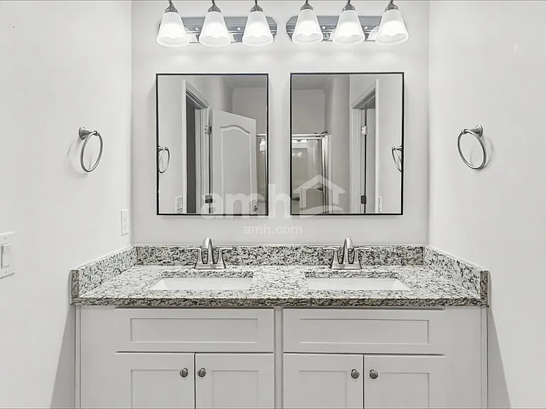 3227 Hideaway Ln — Photo 12