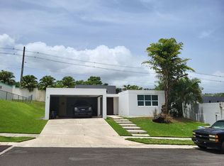 7 Urb Las Quintas De Altamira #7, Canovanas, PR 00729