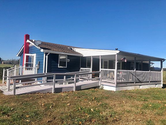 3rd image of 315 Murphys Pl