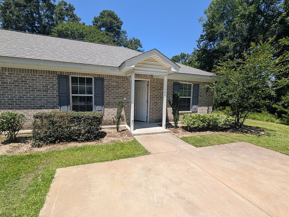 1st image of 161 N Carolina Dr #B